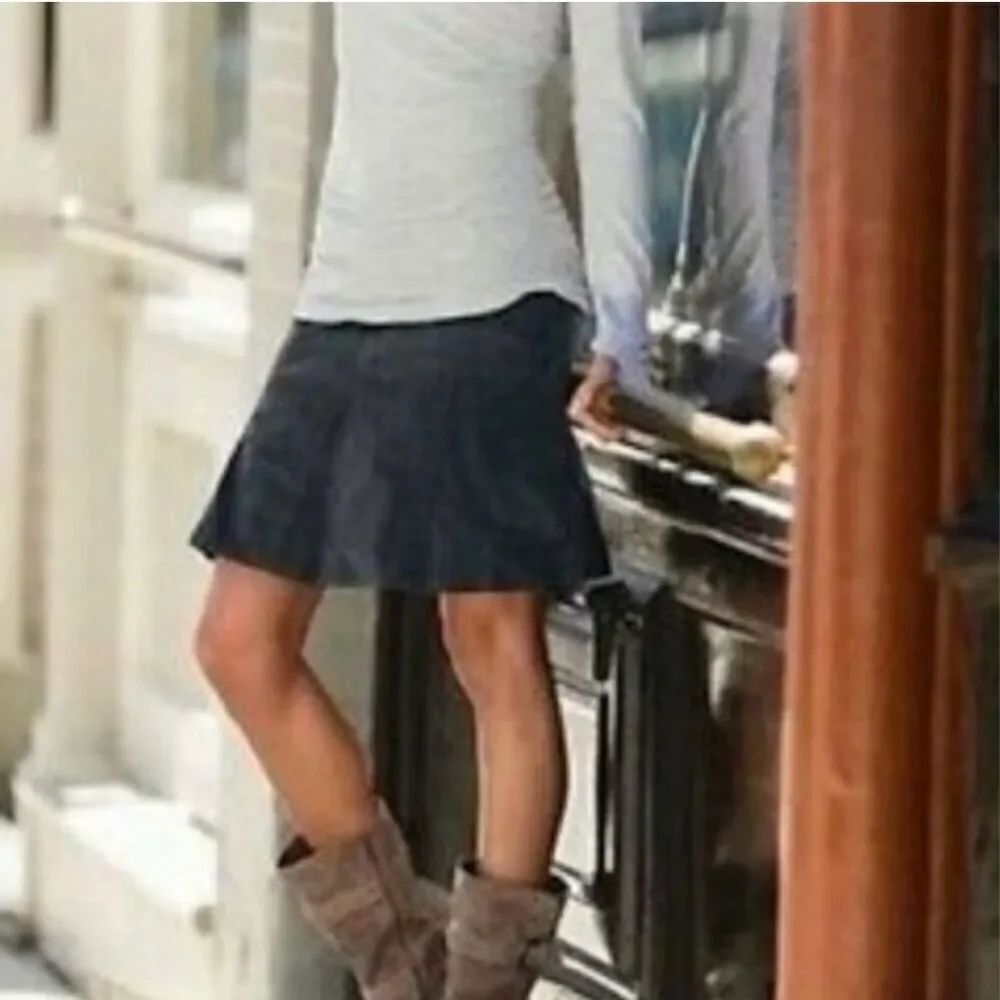 Athleta Whenever Corduroy skirt sz 4P